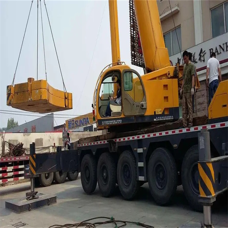 雷波当地吊车出租|机器吊装|75吨|工厂搬迁服务